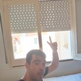 Pensionista. Busco chatear. Clara y