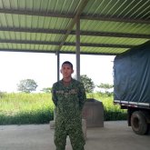 Estudios. Conocer gente nuevas.