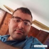 Busco pareja. Mujer soltera. Salir