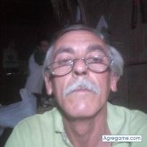 Lalobarbo chico soltero en Limpio