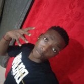 Soy militar. Busco pareja. Pues por el