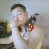 Busco de todo chicas. Soy simpatico y