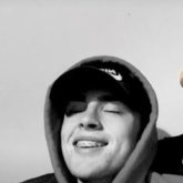 Busco pareja. Perras. Soy divertido.