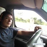 Comercio. Busco ligar. Una chica de 25 a