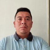 Ocupado. Busco pareja. Una amiga con la