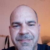 Busco conocer gente. Soy fuerte de 170