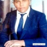 Arquitecto. Busco hacer amistades.