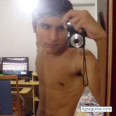 supervini chico soltero en 