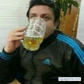 Busco conocer gente. Si.