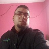 Buscó mujeres de 25 en adelanté.