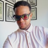 Mecánico. Persona sin tabús maduras y