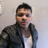 Decorador. Busco mujeres de 20 a 45.