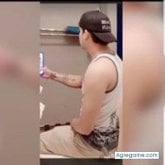 Busco pareja. Mujeres. Muy sociable y