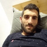 Busco conocer gente. Aver reír a la