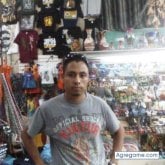 Encuentra Hombres solteros en García