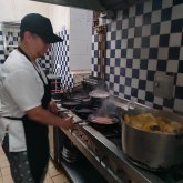 Busco conocer gente. Alegre trabajadora