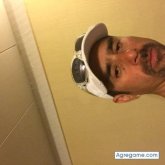 Busco conocer gente. Gente cerca. Hola.