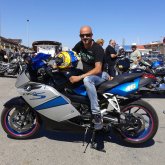 Busco pareja. Conocer una chica que