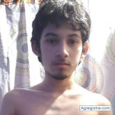 Estudio. Busco conocer gente. Mujeres.