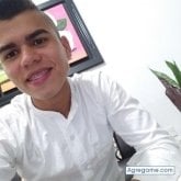 Busco ligar. Un hombre decidido. Las