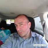 Busco pareja. Mujeres.