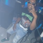 Persona responsable. Soy morenito y