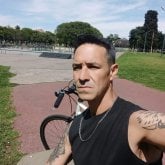 Busco conocer gente. Algo sin