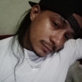 Necesito mujer de 30, a 40 años.