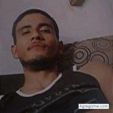 Busco pareja. Mujeres. Honesto y