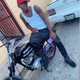 Busco conocer gente y hacer amistades.