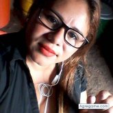 Ama de casa. Busco pareja. Una persona