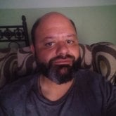 Busco ligar. Una compañera de vida una