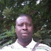 Busco hacer amistades.