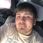 Busco alguien para pasar un buen rato.