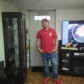 Soy alegre me gusta trabajar bailar y