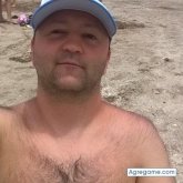 Encuentra Hombres Solteros en Villa Elisa
