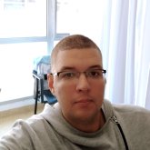 Diseñador gráfico. Busco conocer