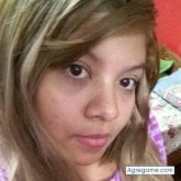 Psicologa. Me encanta salir a cenar, al