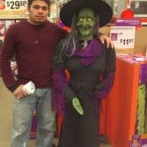 Una persona o está cariñosa. Normal