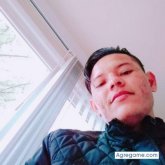 Trabajar. Busco pareja. Tierno. Jugar