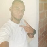 Trabajo y más trabajo. Busco