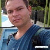 Chatear con oswal1012 de Medellín