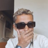 Busco conocer gente. Mujeres. Italiano.