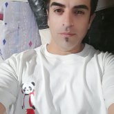 Electricista. Busco pareja. Personas