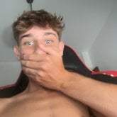 Busco una mujer sincera. Extrovertido ,