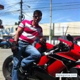 Busco: Conocer a una Chica con quien compartir. ** Solo