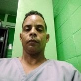 Encuentra Hombres solteros en Greenfield