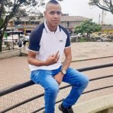 Trabajo independiente. Busco pareja.