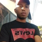 Una mujer cariñosa. Trabajando sencillo