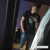 Estudiante. Busco ligar. Alto y